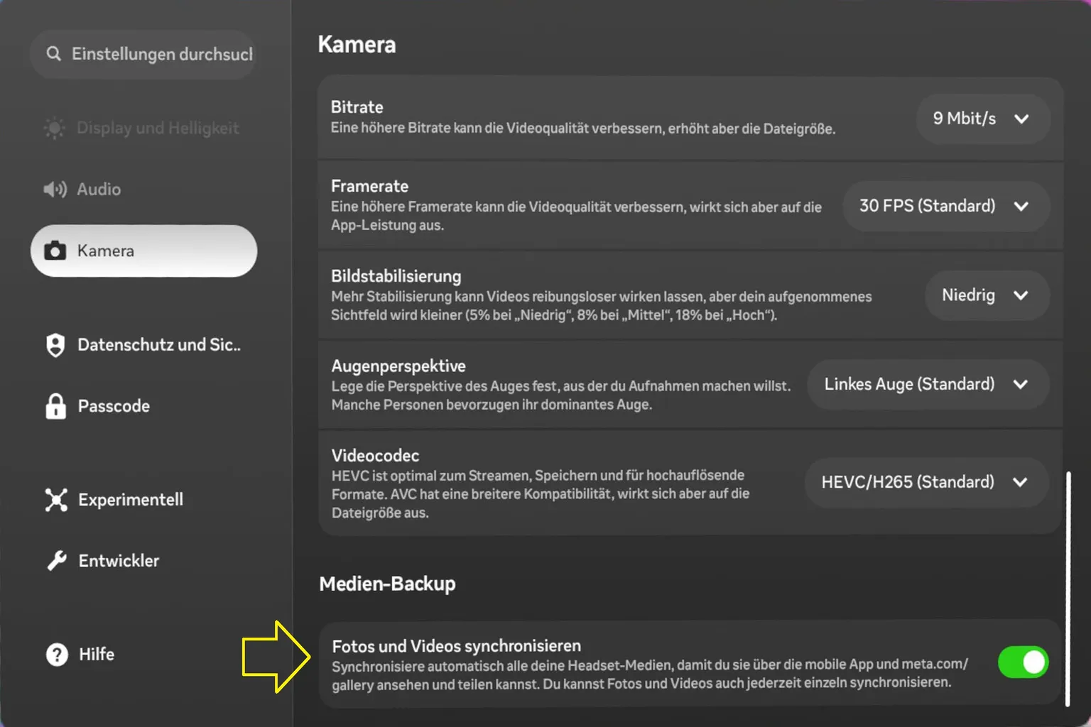 Meta Quest Kamera-Einstellungen mit aktivierter Option zum Synchronisieren von Fotos und Videos