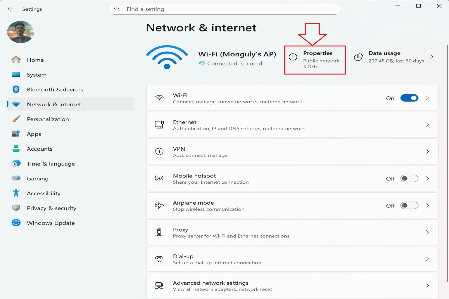 Windows 11 network settings screen where the Wi-Fi network is selected to check local network status