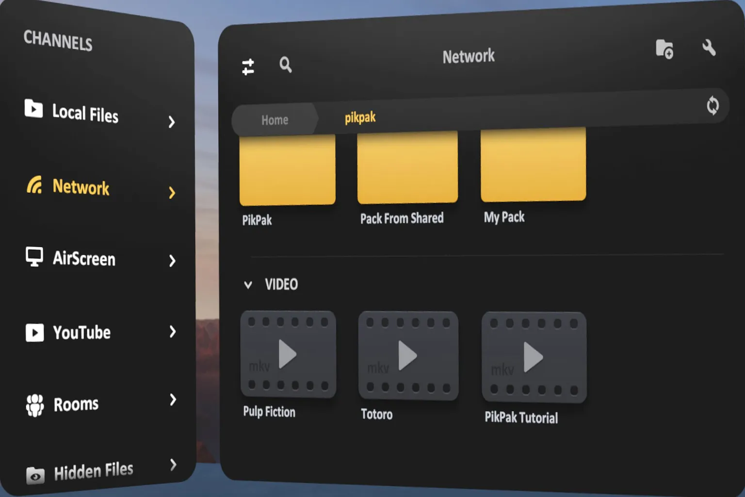 Successfully logged into WebDAV, showing a folder list with remote folders and video files such as “PikPak” and “My Pack”
