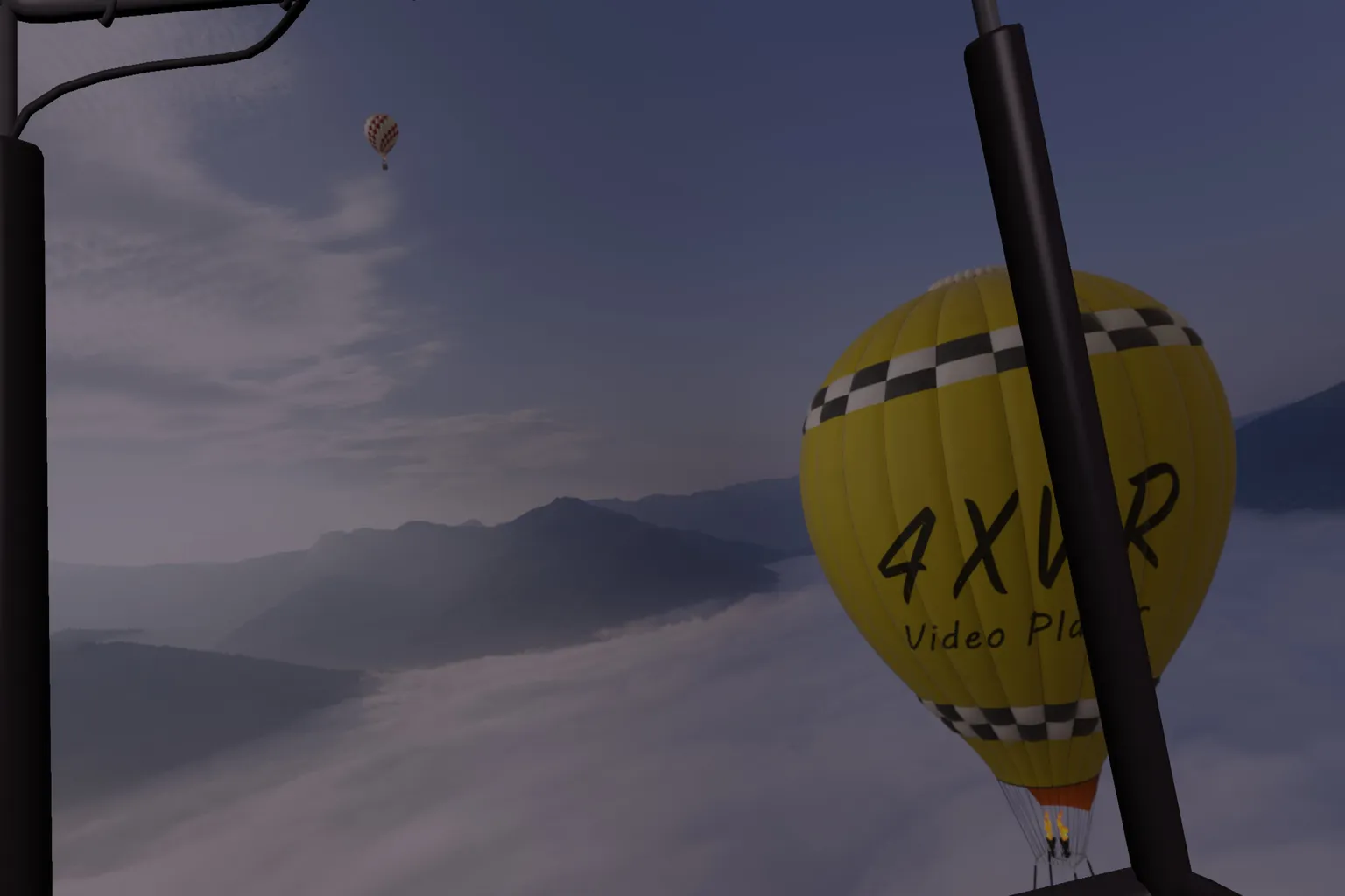 Escena de globo aerostático de 4XVR Video Player con vistas de montañas y nubes desde una cabina virtual.