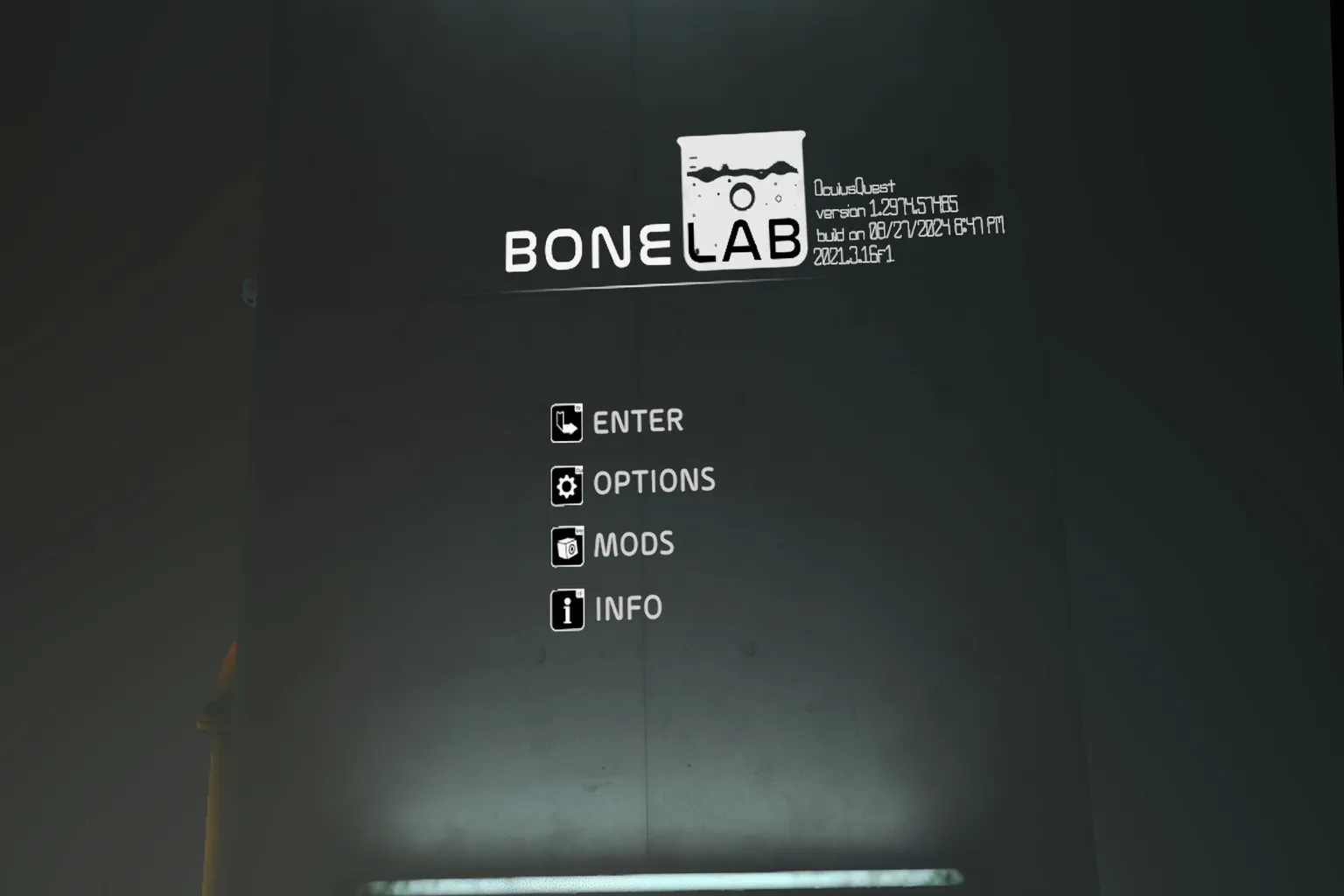 BONELAB 主選單畫面,顯示 Enter、Options、Mods 與 Info 等選項。